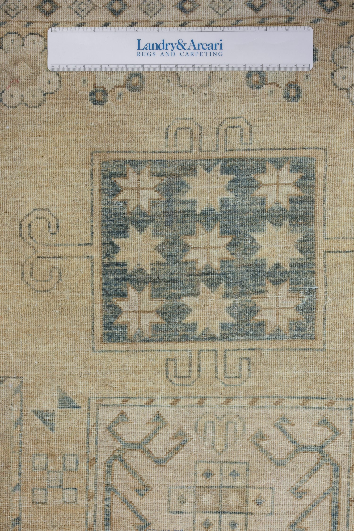 Kazak Handwoven Tribal Rug, J49607