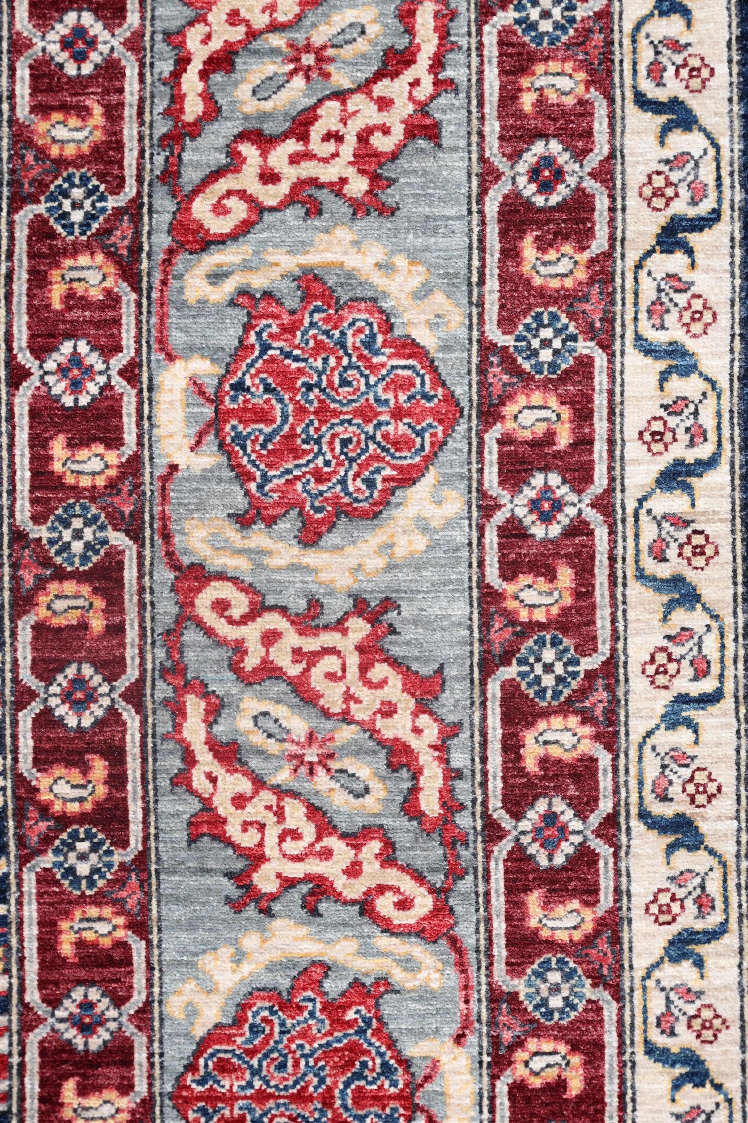 Arabesque Bijar Handwoven Tribal Rug, J74911