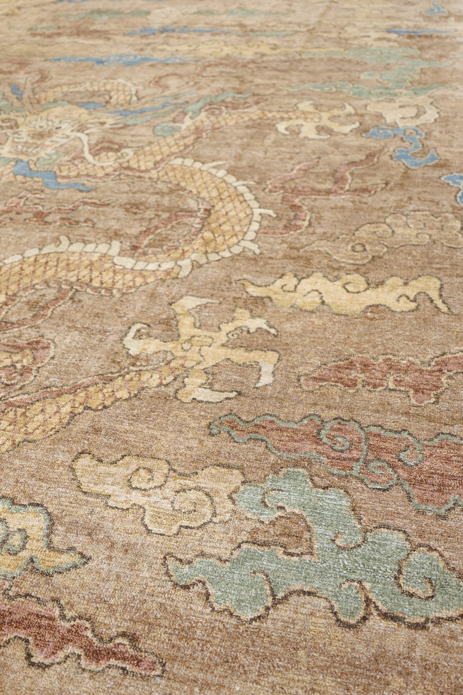 Cloud Dragon Handwoven Contemporary Rug, J75789