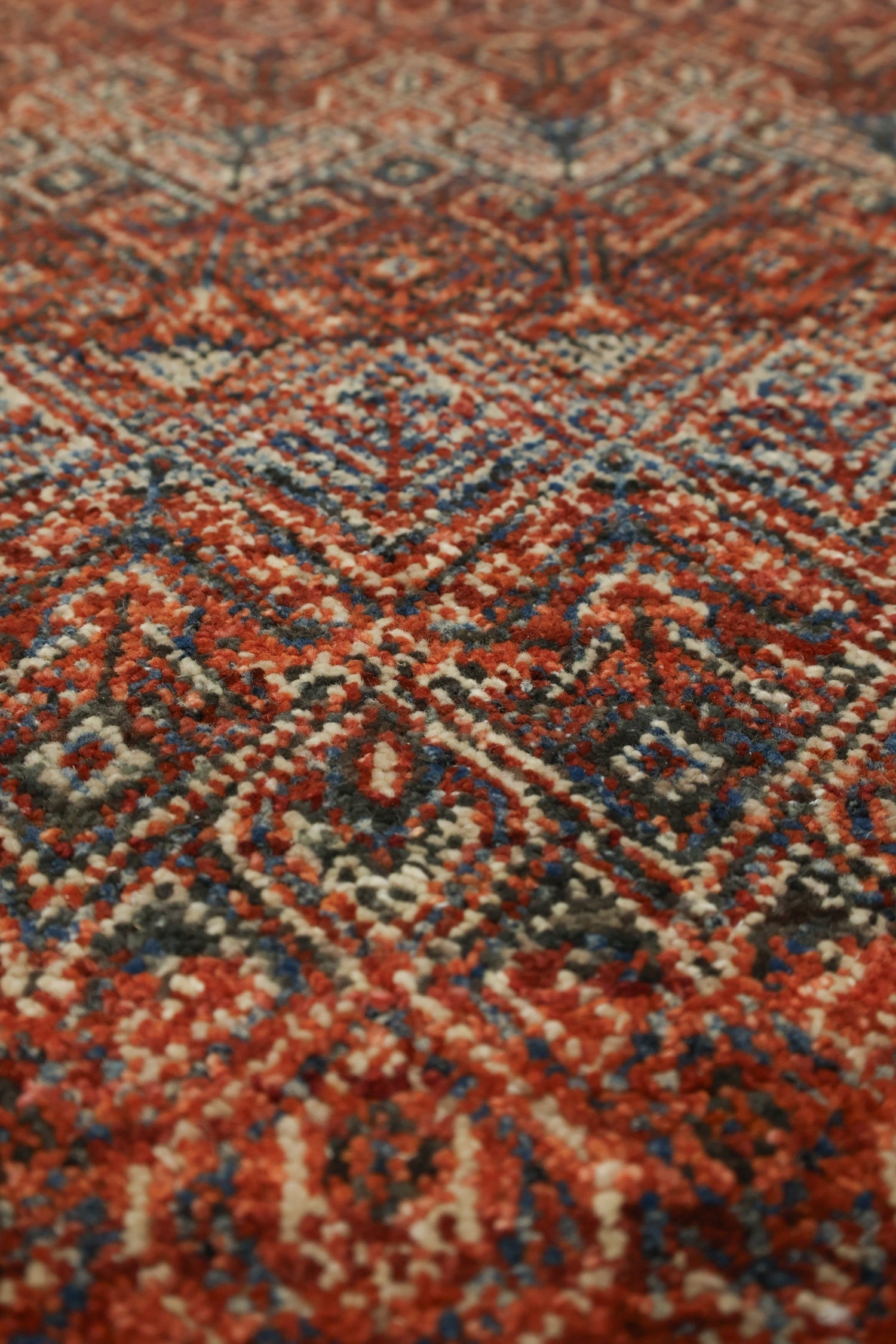 Kohinoor Handwoven Contemporary Rug, J70229