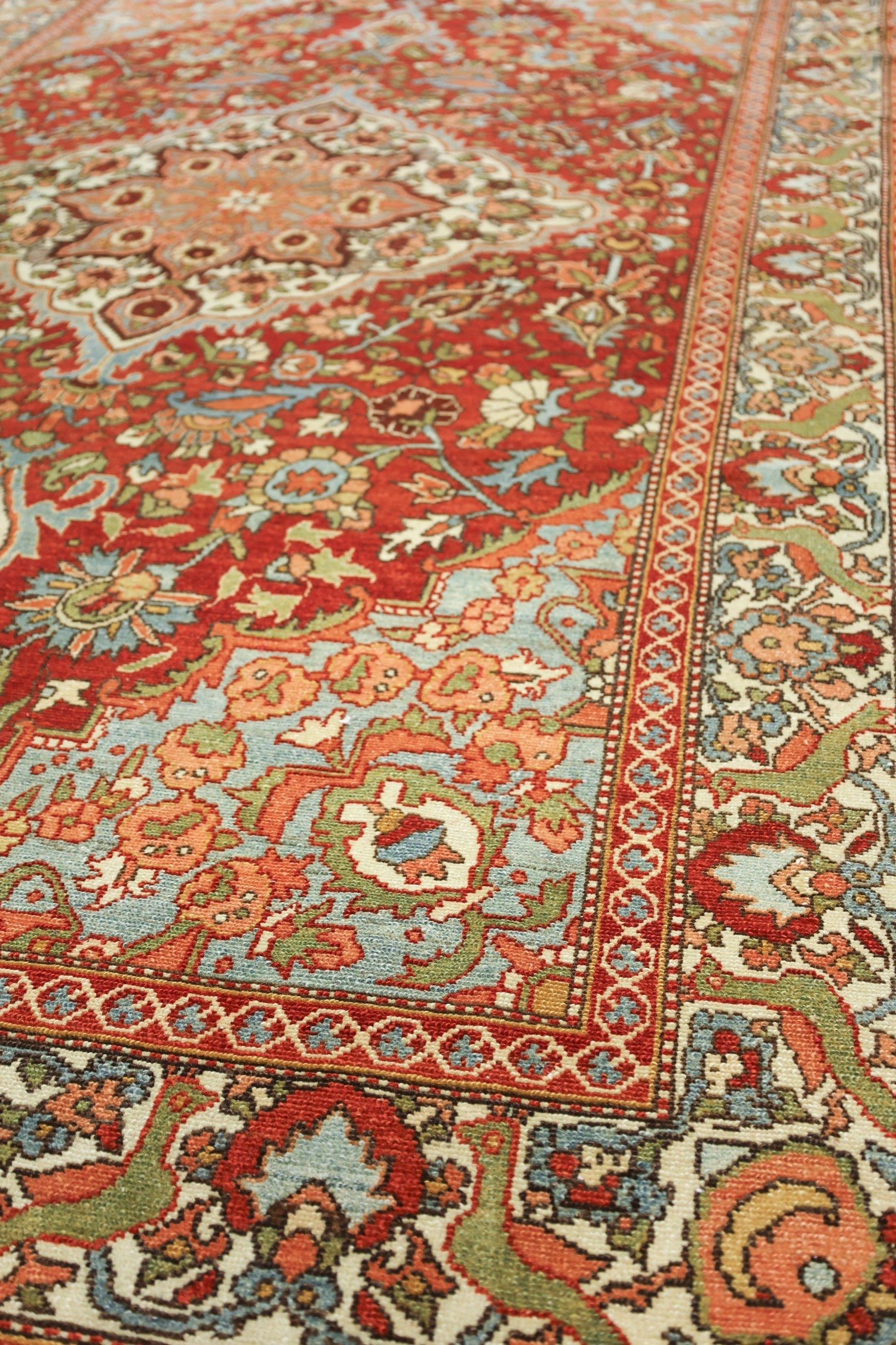 Vintage Bakhtiari Handwoven Traditional Rug, J76729