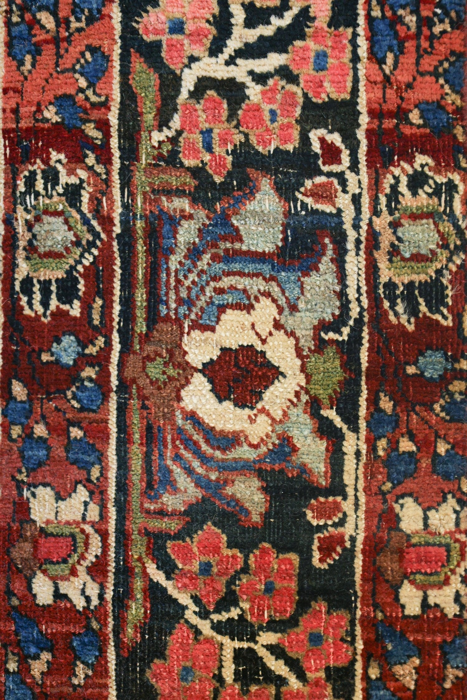 Antique Bijar Handwoven Traditional Rug, J69161