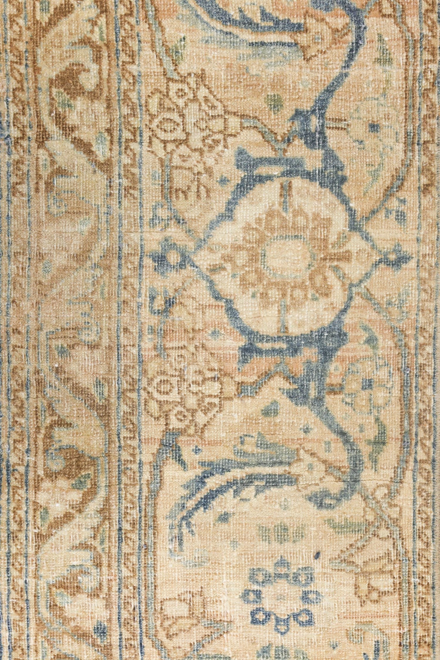 Vintage Bijar Handwoven Traditional Rug, J73377