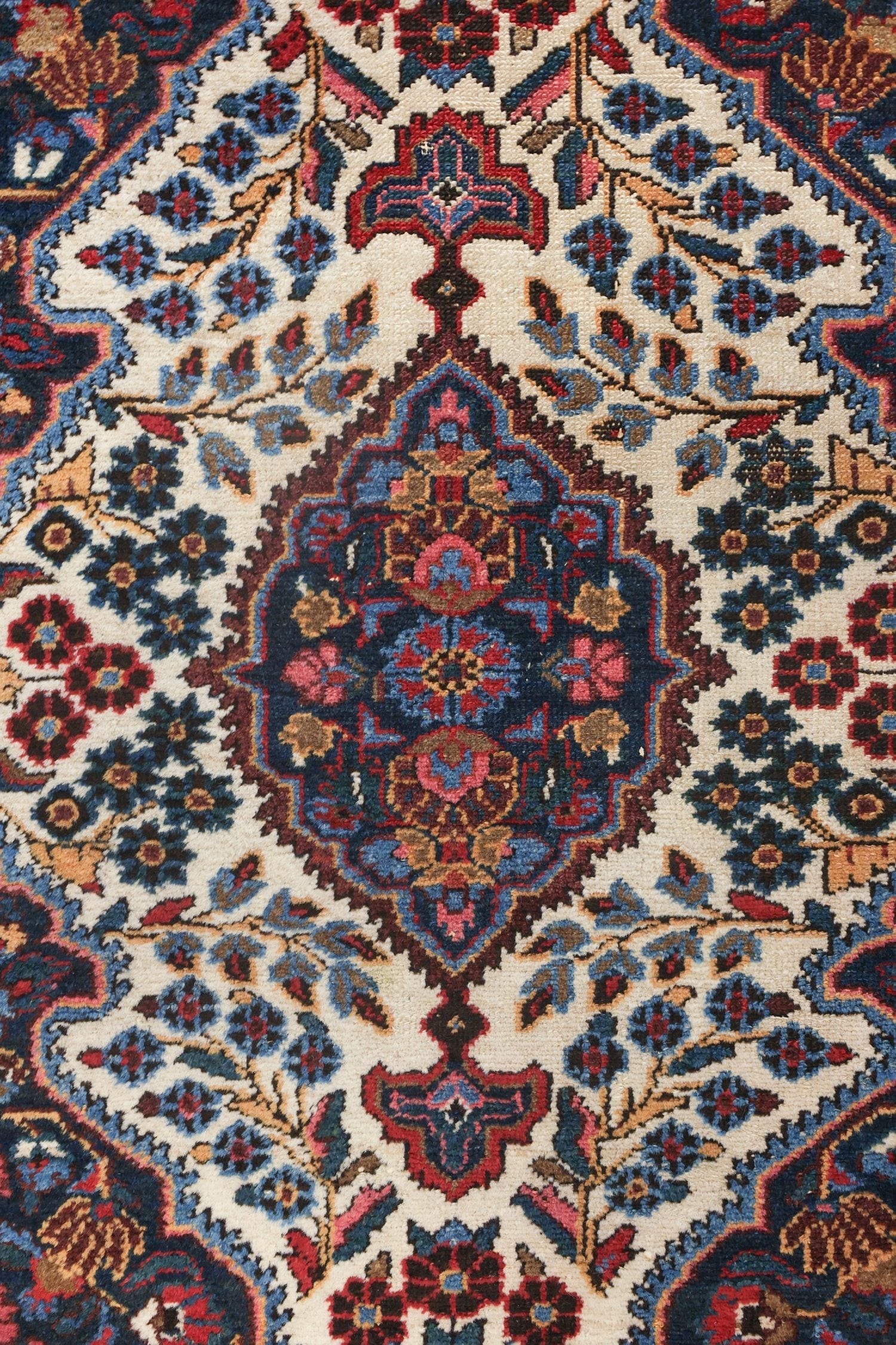 Antique Dargazine Handwoven Traditional Rug, J73944