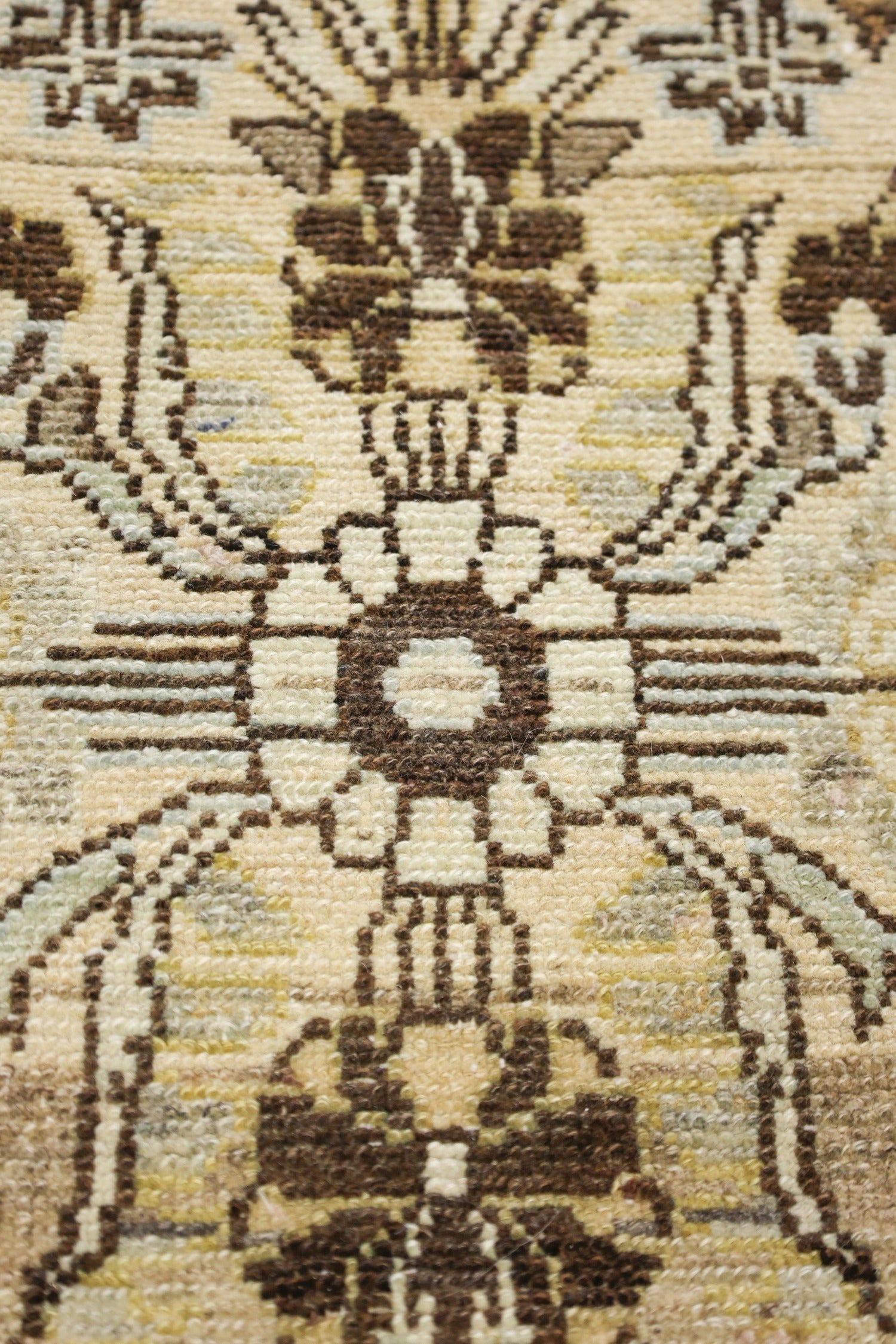 Vintage Dargazine Handwoven Traditional Rug, J76700