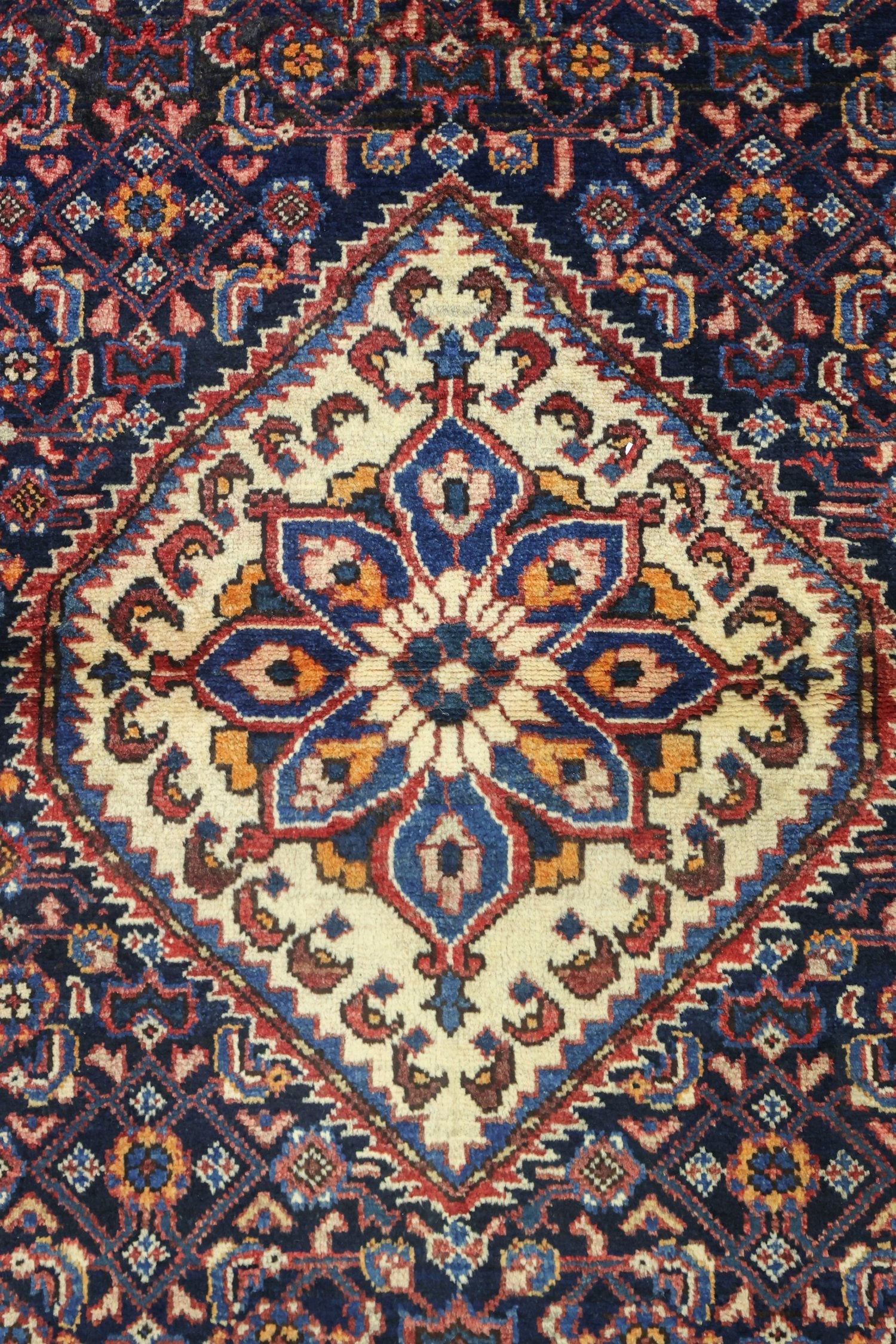 Vintage Hamadan Handwoven Traditional Rug, J75071