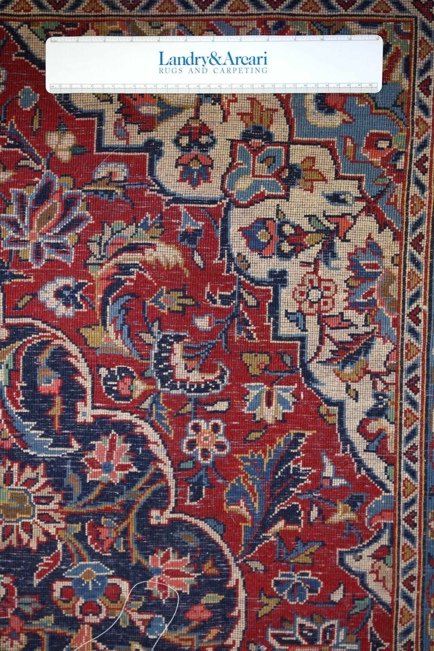 Antique Kashan Handwoven Traditional Rug, J70040