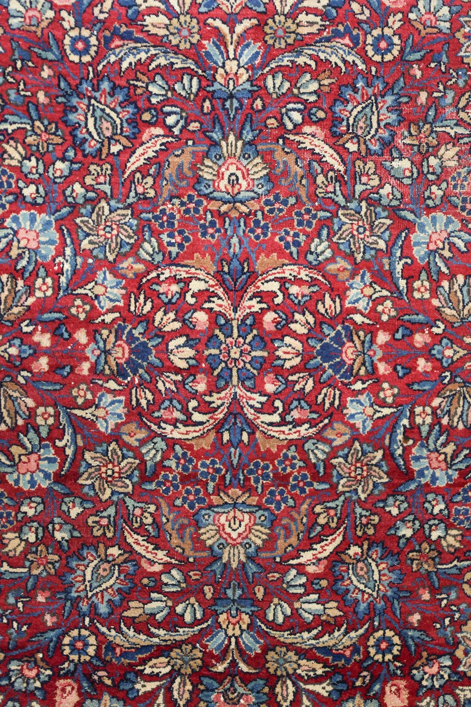 Antique Kerman Handwoven Traditional Rug, J75385