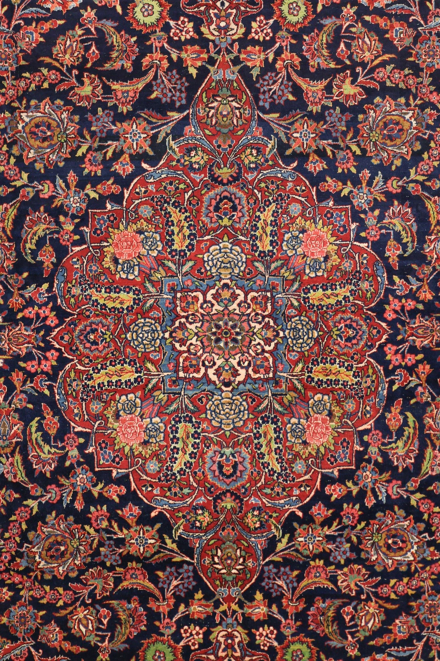 Antique Keshan Handwoven Traditional Rug, J76394