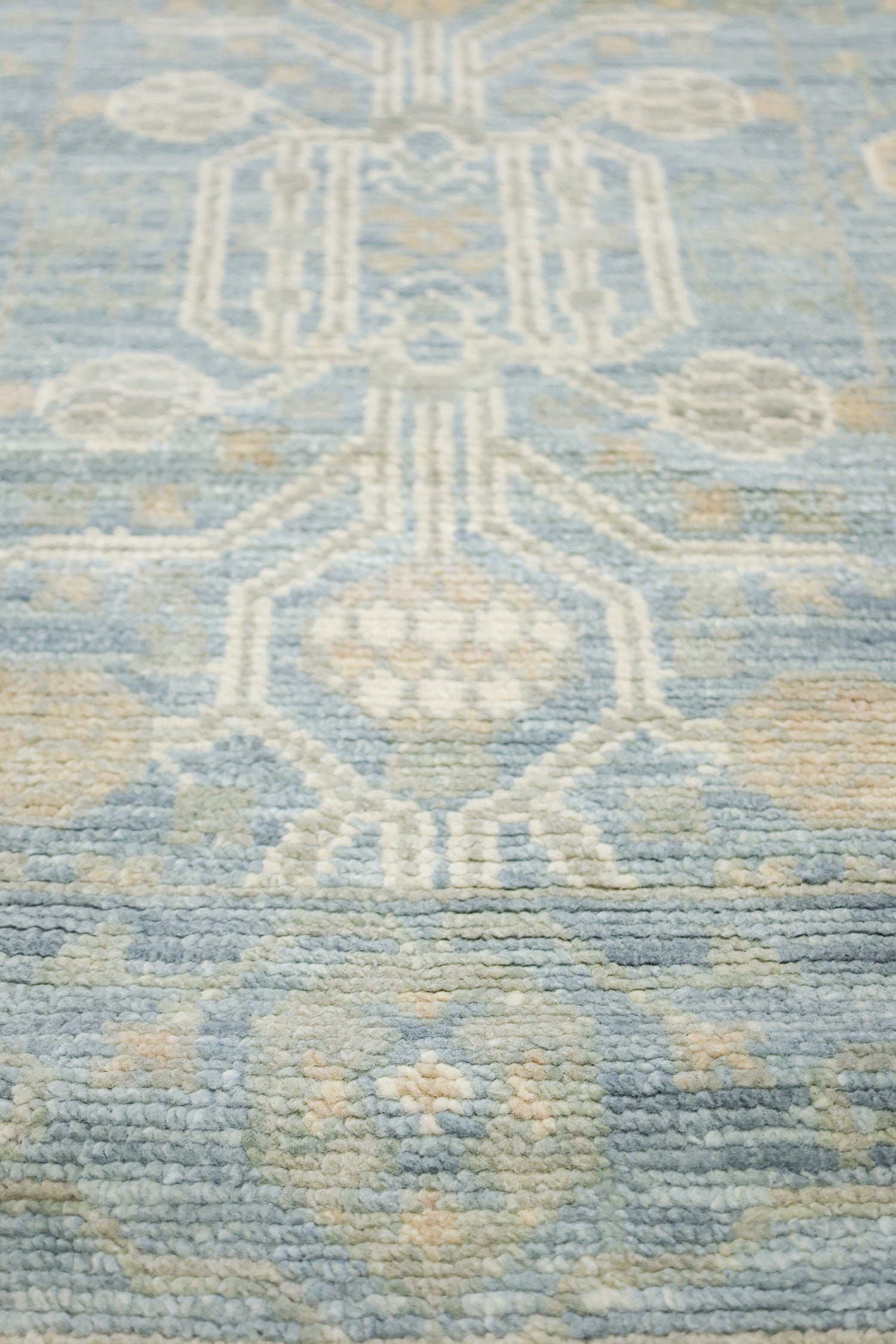 Khotan Handwoven Traditional Rug, J76062