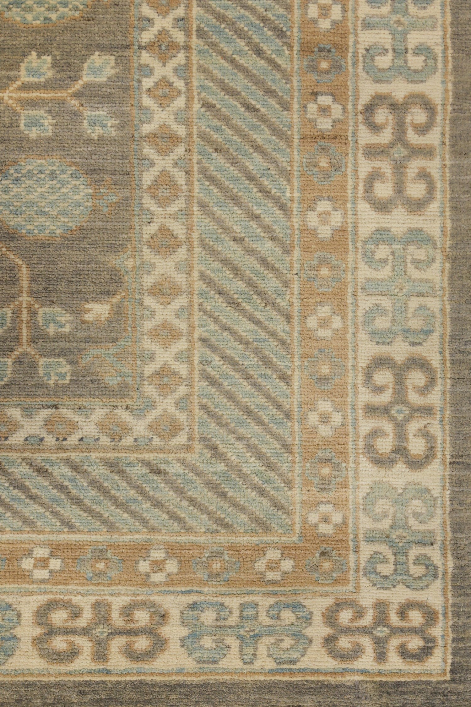 Khotan Handwoven Traditional Rug, J76499