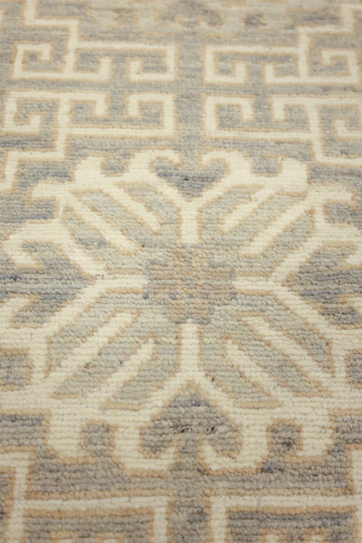 Khotan Handwoven Traditional Rug, J76507