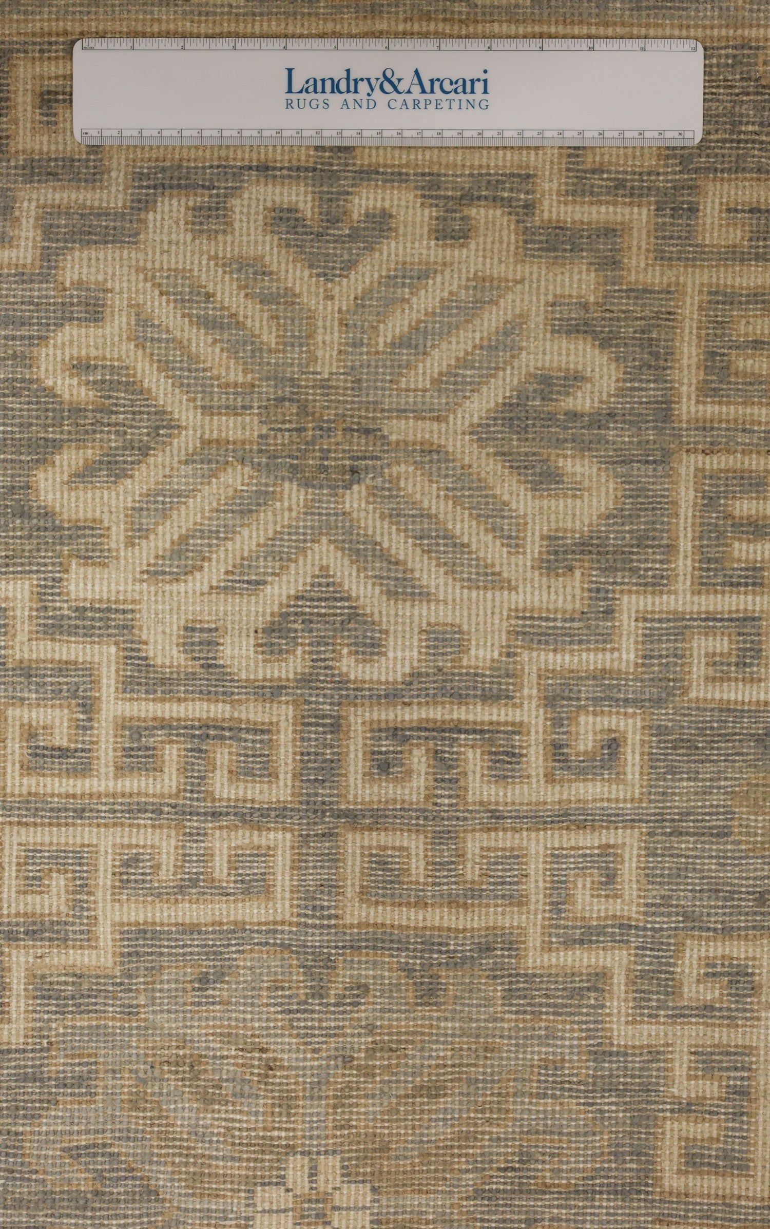 Khotan Handwoven Traditional Rug, J76507