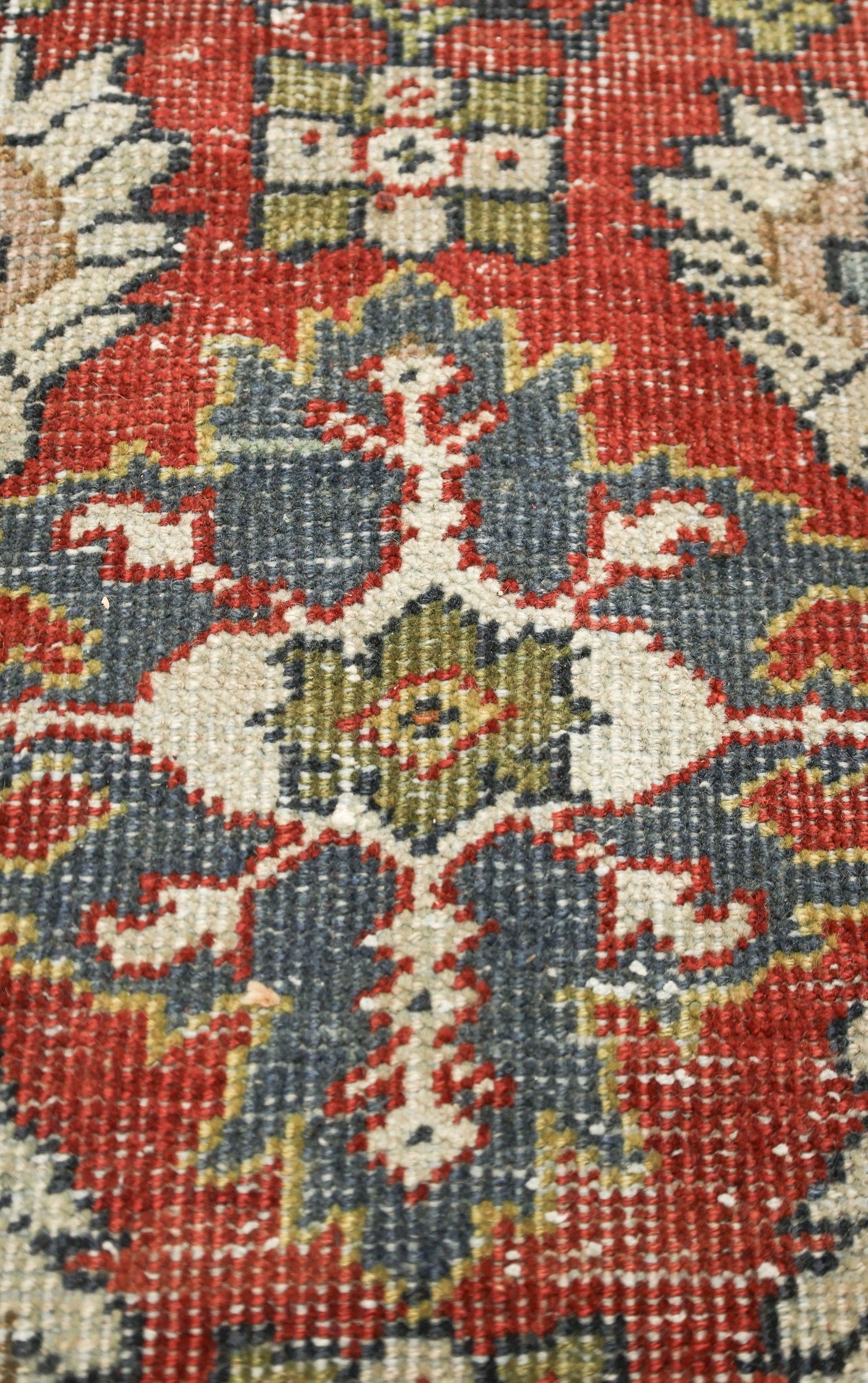 Vintage Mahal Handwoven Traditional Rug, J70378