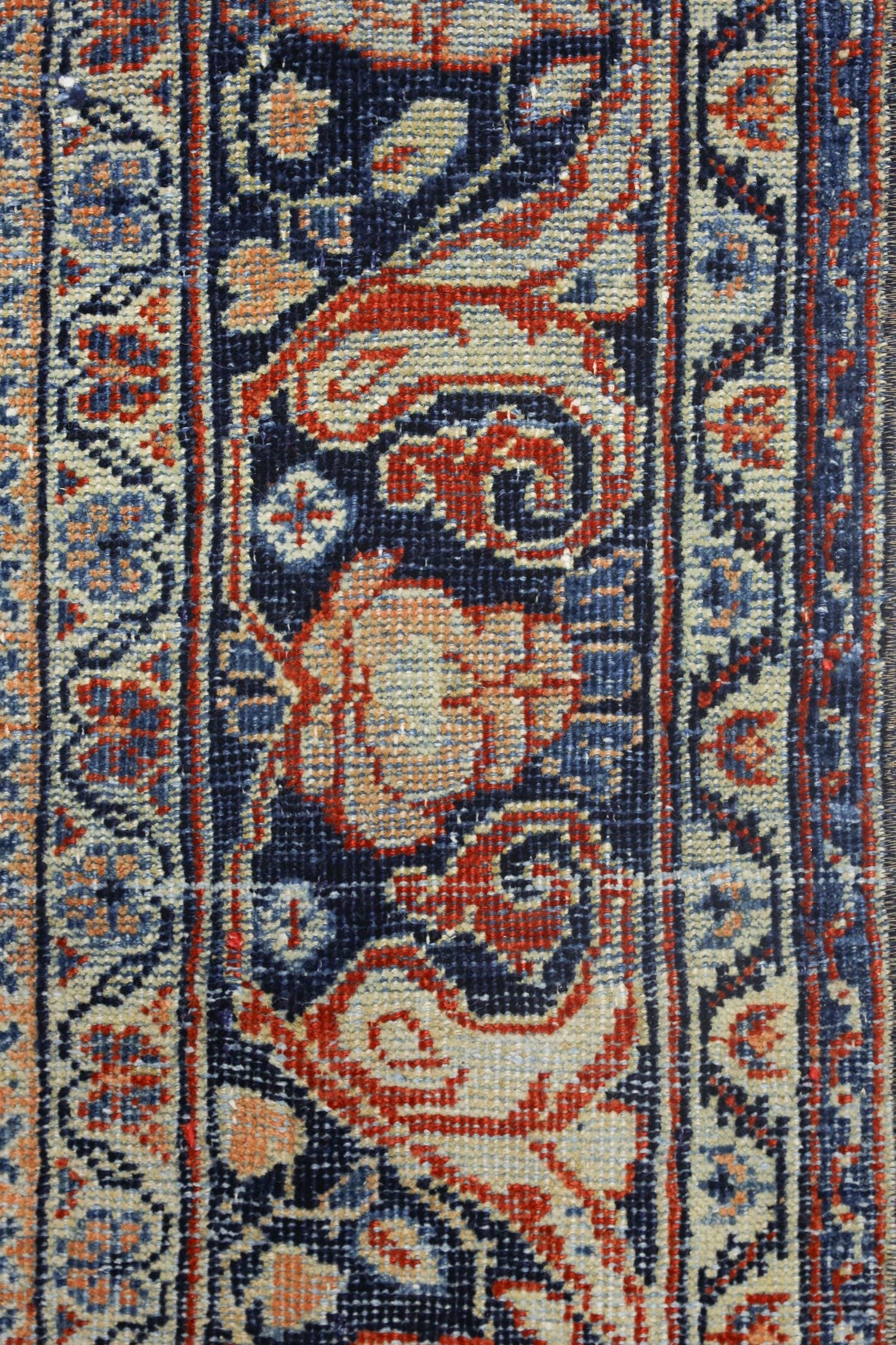 Vintage Mahal Handwoven Traditional Rug, J73095