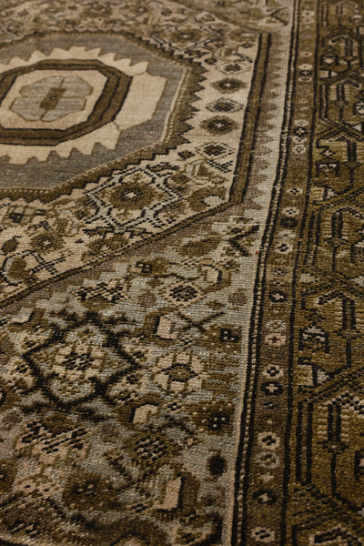 Vintage Mahal Handwoven Traditional Rug, J78021