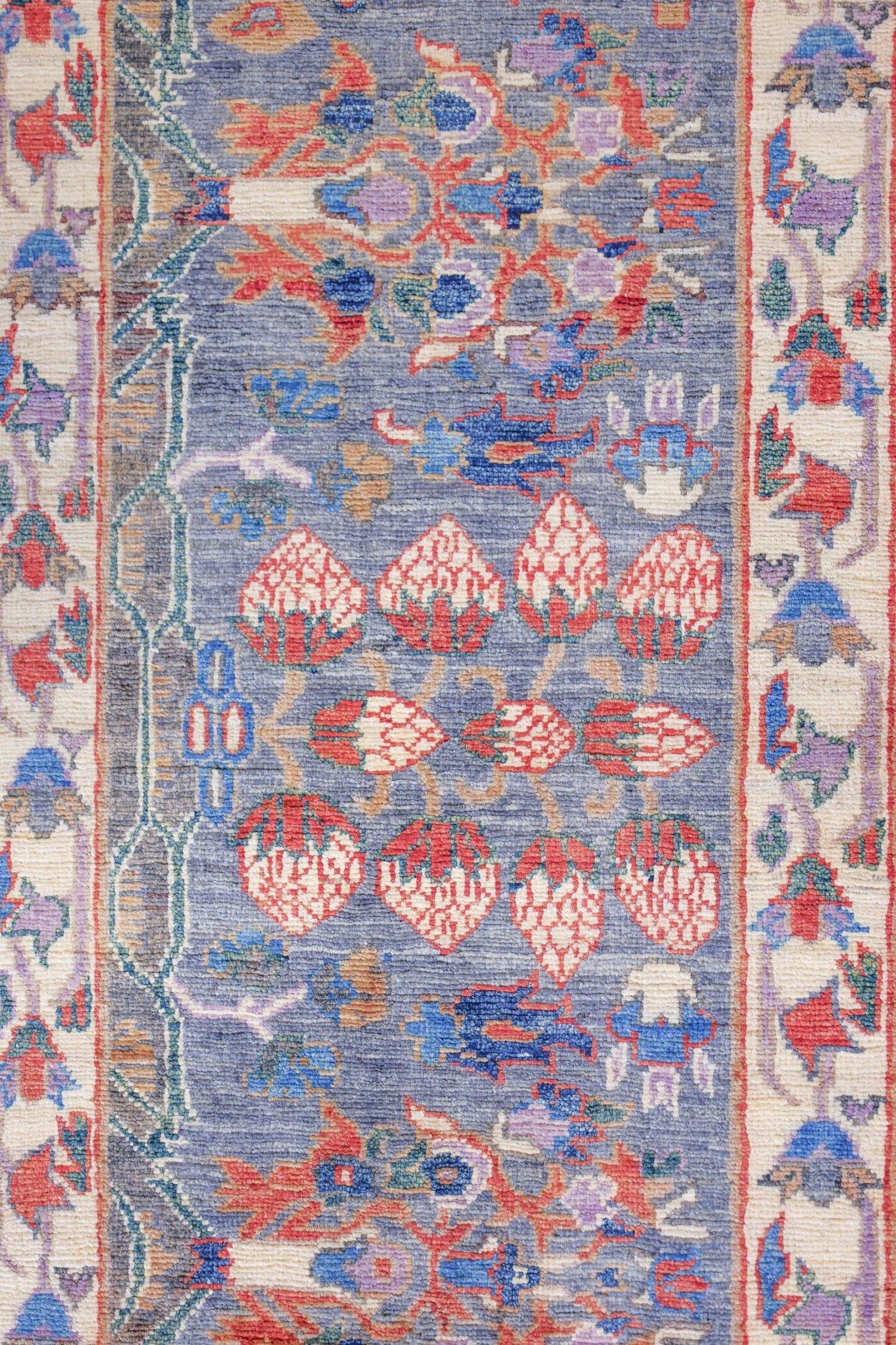 Moghul Handwoven Traditional Rug, J75474