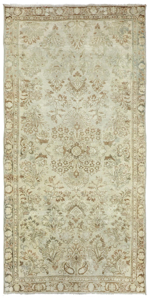 Vintage Sarouk Handwoven Traditional Rug