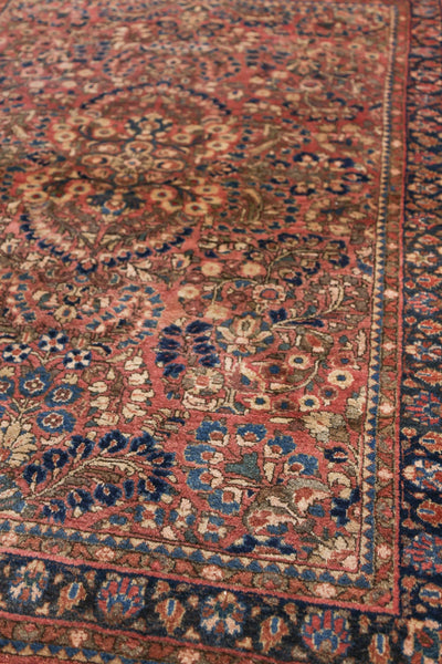 Antique Sarouk Handwoven Traditional Rug, J72134