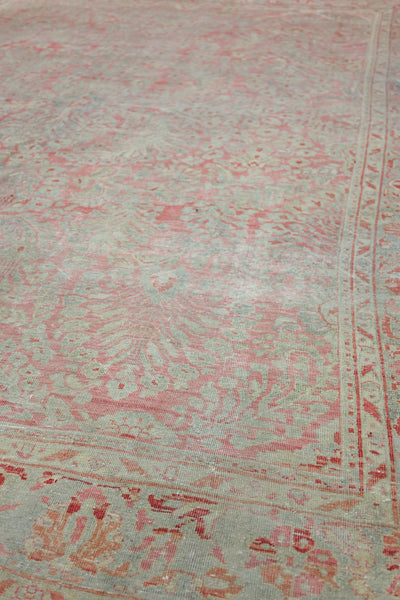 Vintage Sarouk Handwoven Traditional Rug, J76612