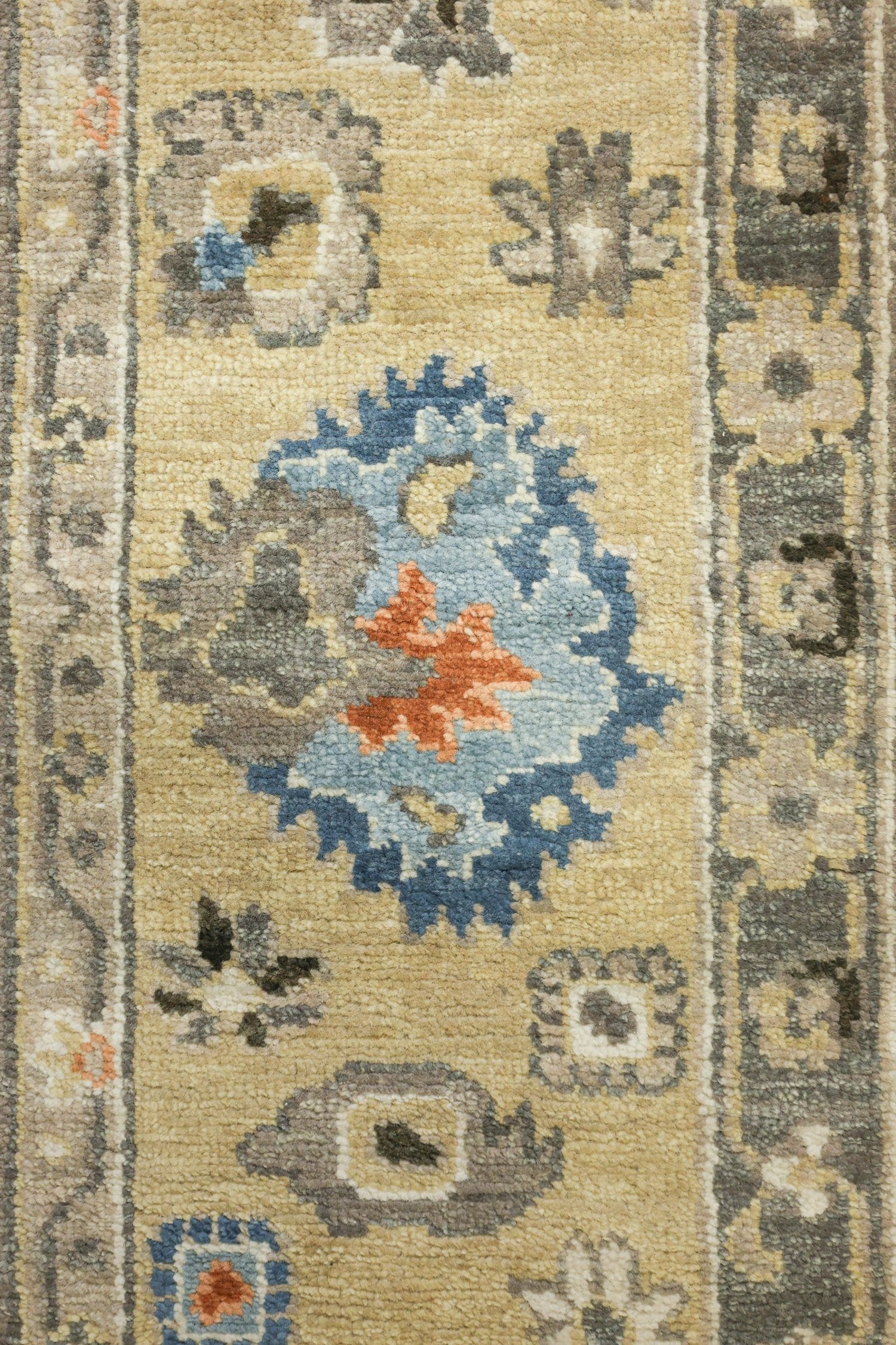 Sultanabad Handwoven Traditional Rug, J75771