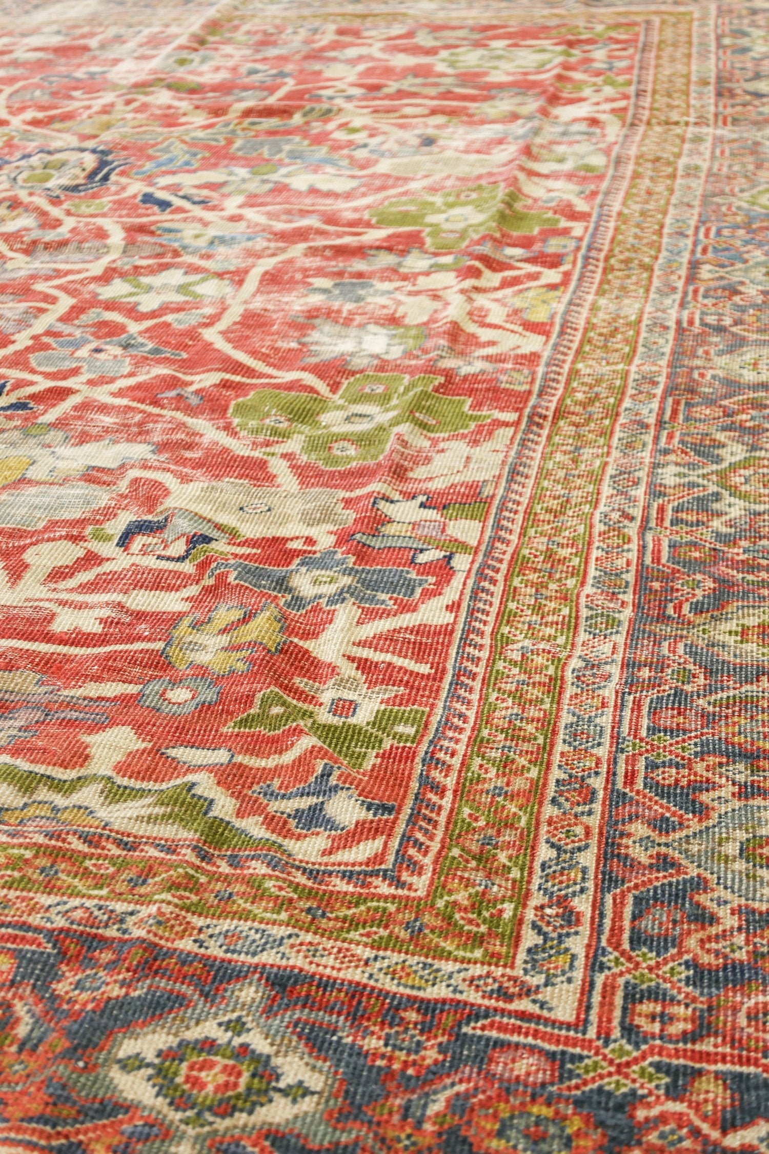 Vintage Sultanabad Handwoven Traditional Rug, J75905