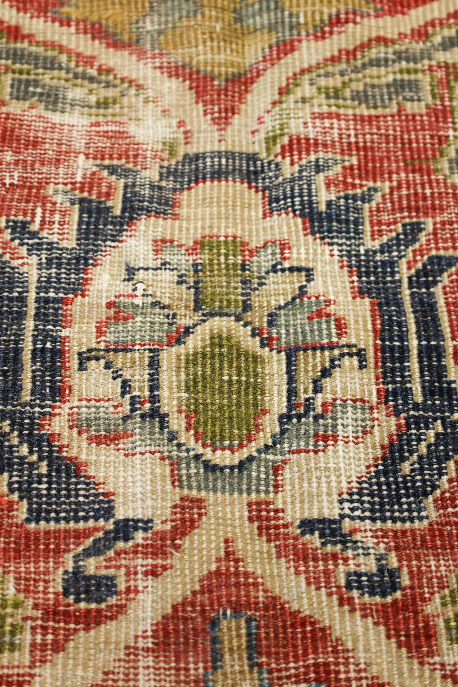 Vintage Sultanabad Handwoven Traditional Rug, J75905