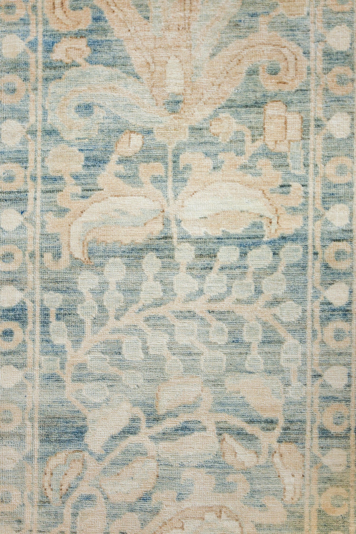 Antique Suzani Handwoven Traditional Rug, J75473