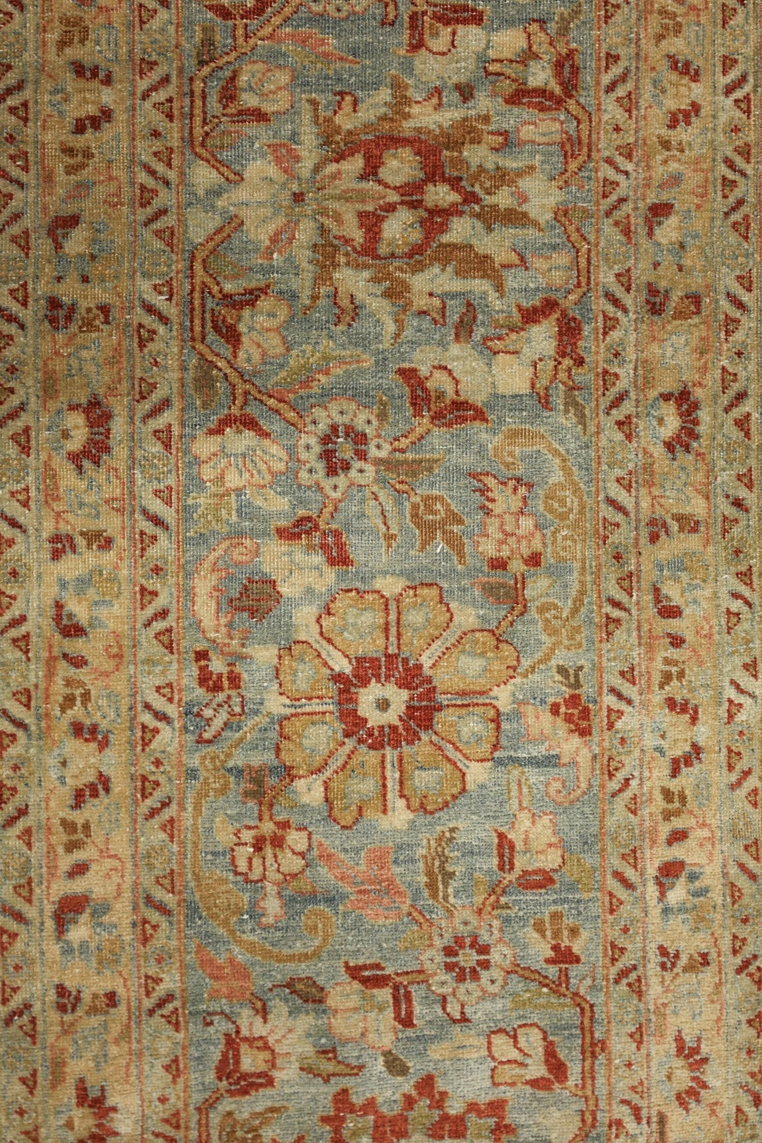 Antique Tabriz Handwoven Traditional Rug, J69649