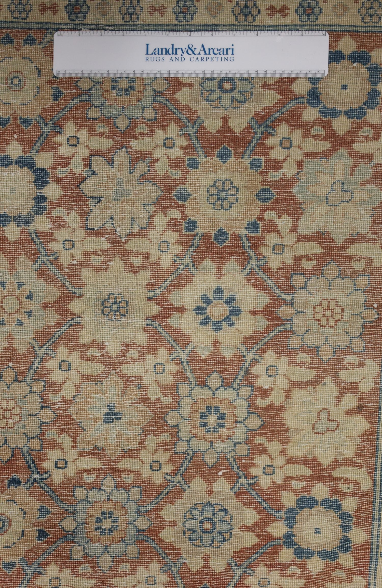 Vintage Veramin Handwoven Traditional Rug, J73368