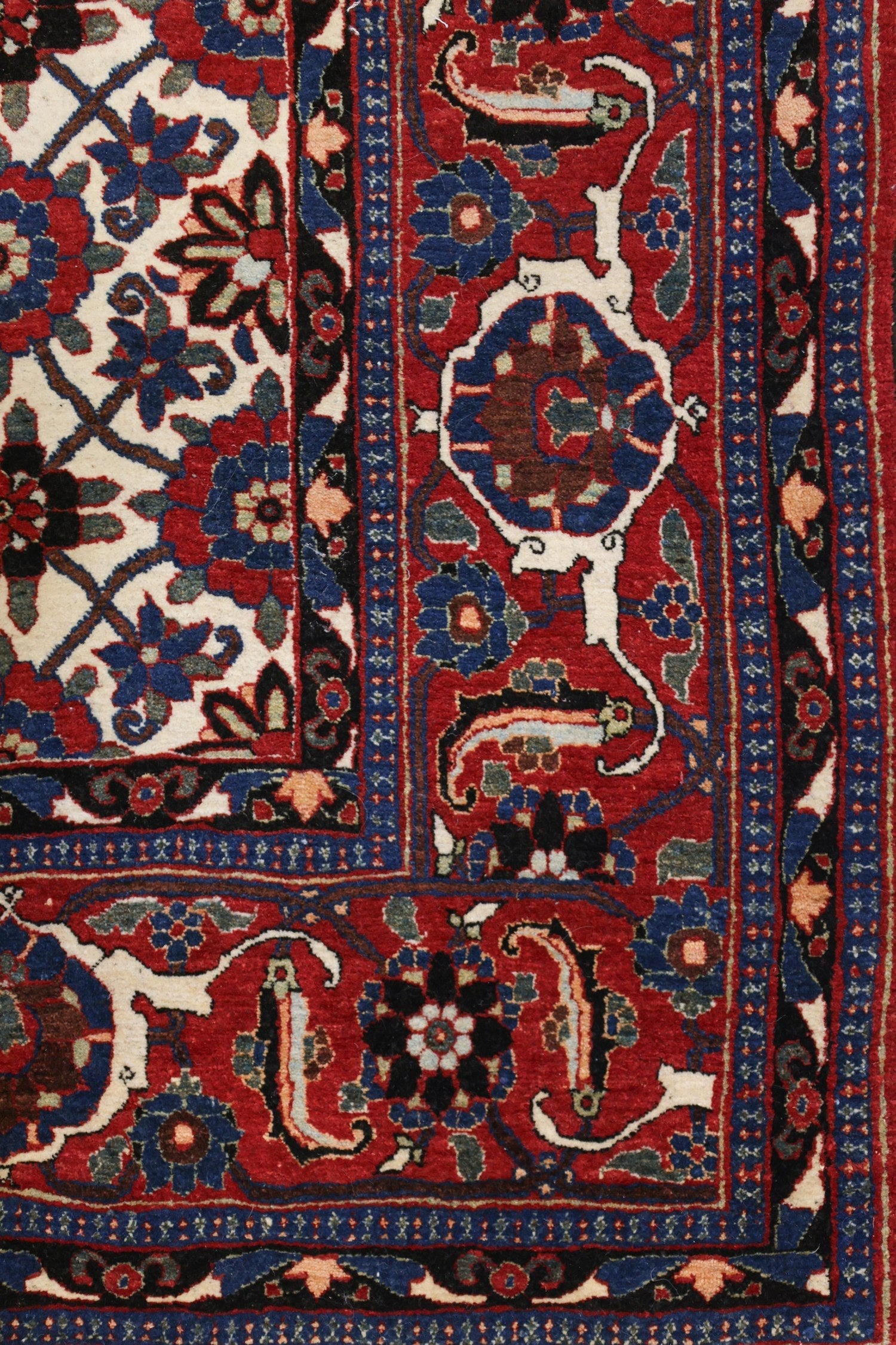 Antique Veramin Handwoven Traditional Rug, J75907