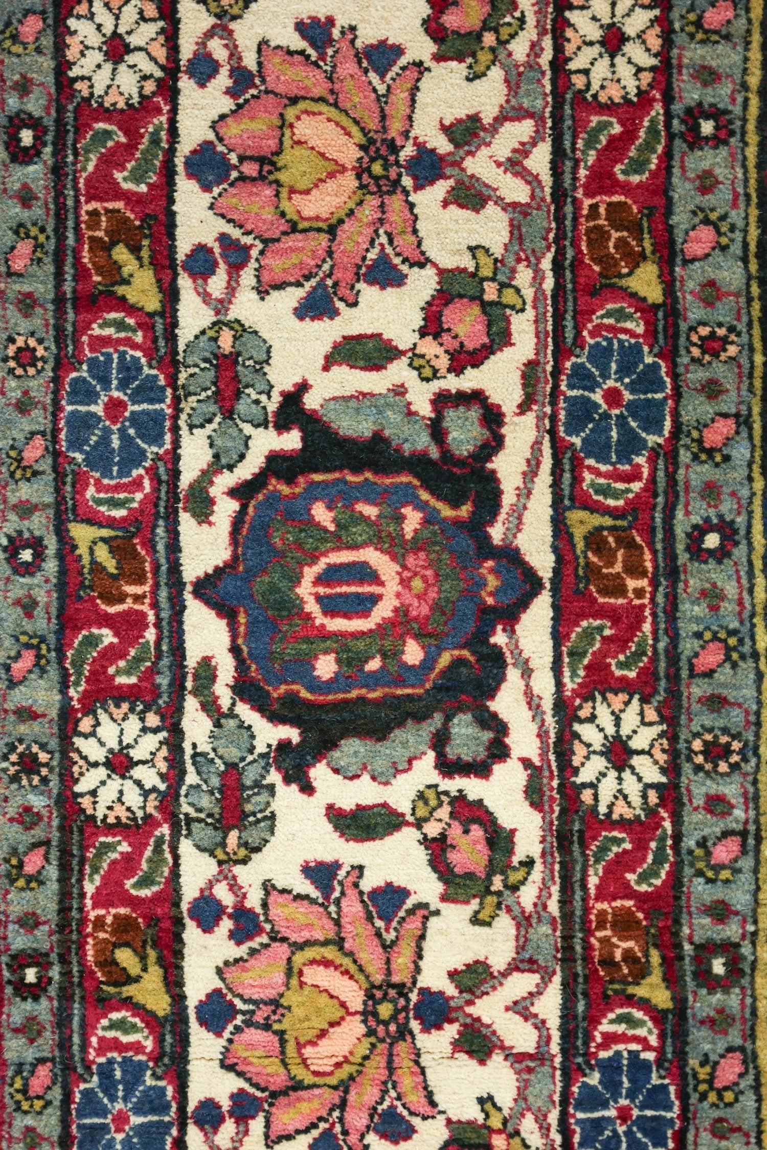 Antique Veramin Handwoven Traditional Rug, JF8746