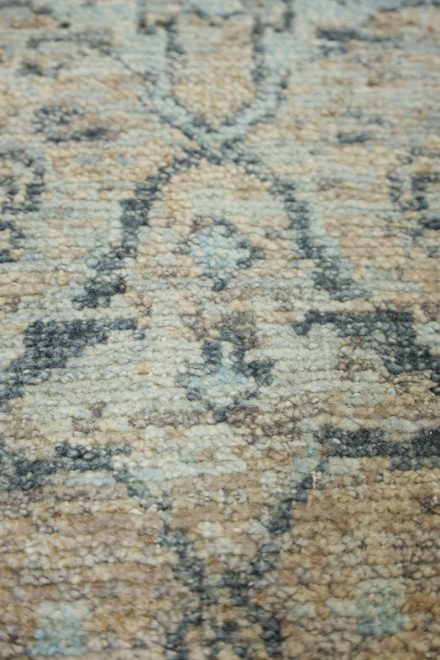 Arabesque Handwoven Transitional Rug, J73799