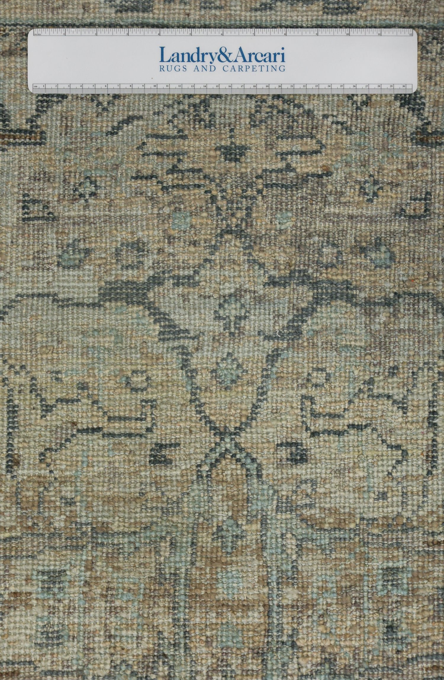 Arabesque Handwoven Transitional Rug, J73799