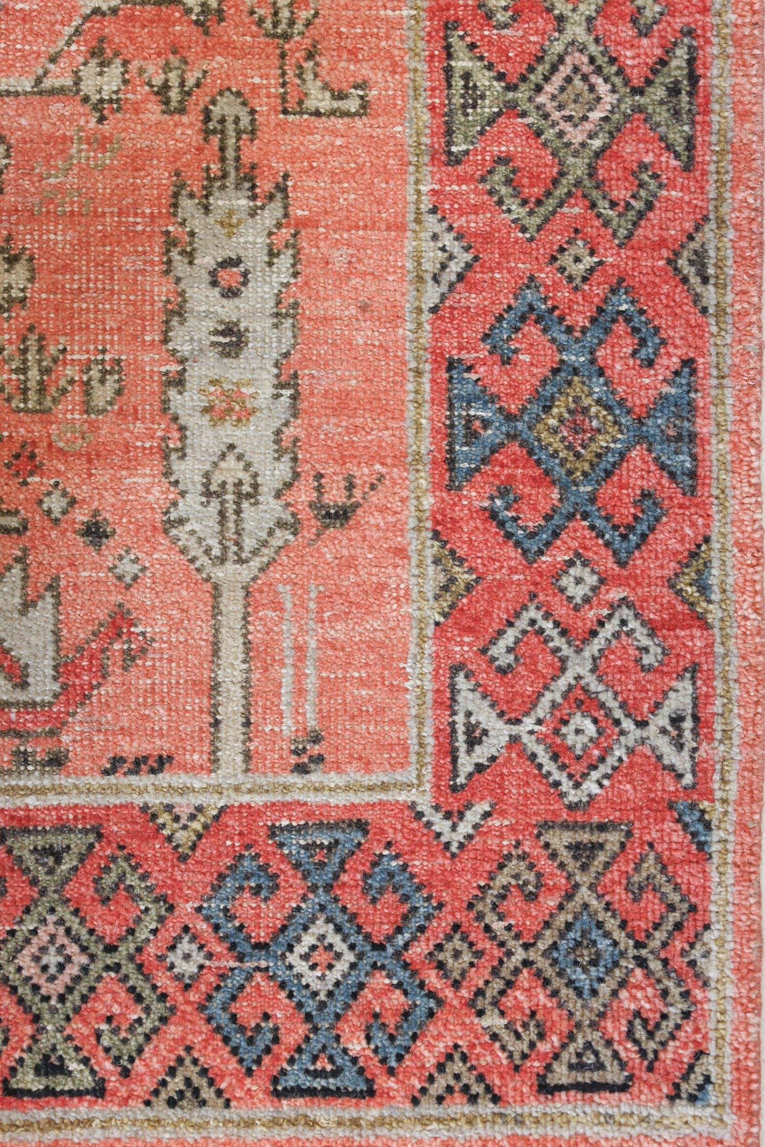 Bakshaish Handwoven Transitional Rug, J75735