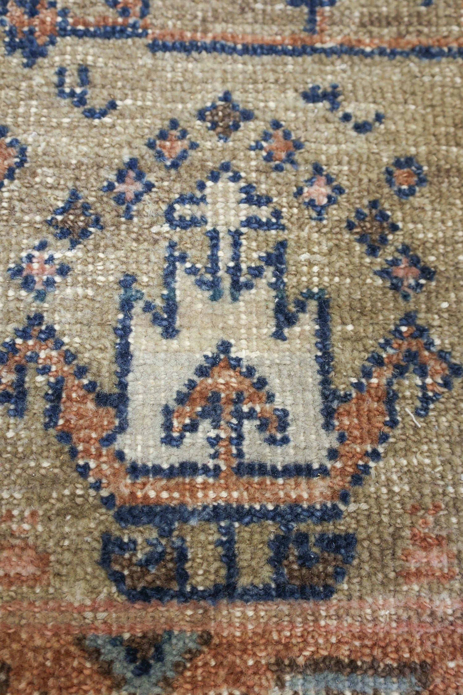 Bakshaish Handwoven Transitional Rug, J75747