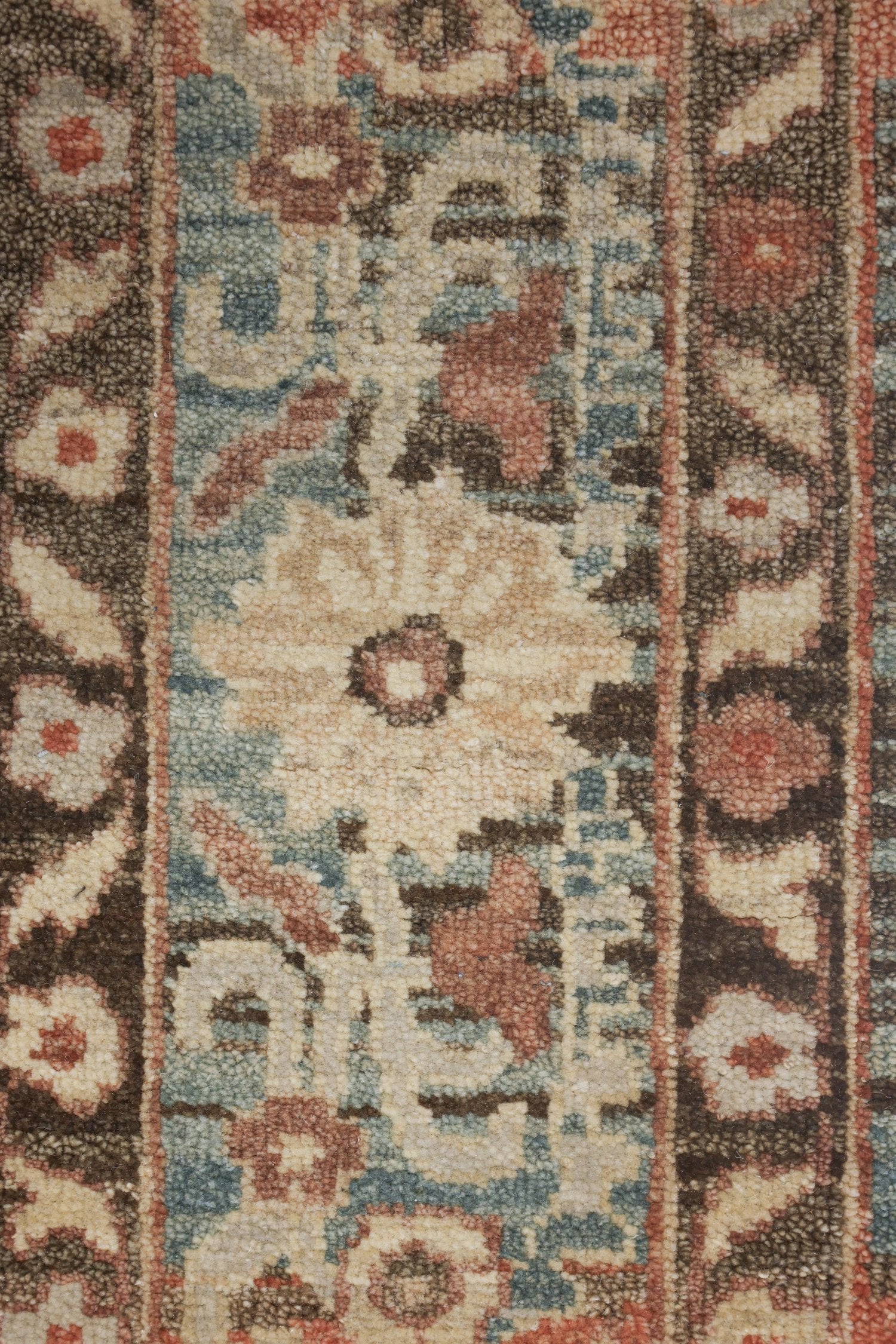 Ferahan Handwoven Transitional Rug, J73992