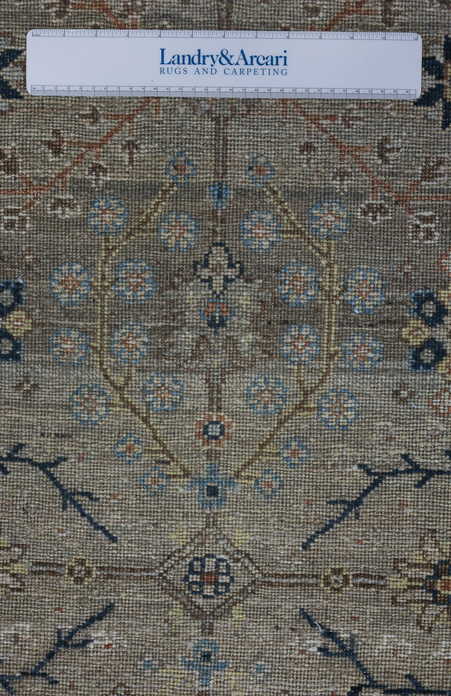 Ferahan Handwoven Transitional Rug, J73822