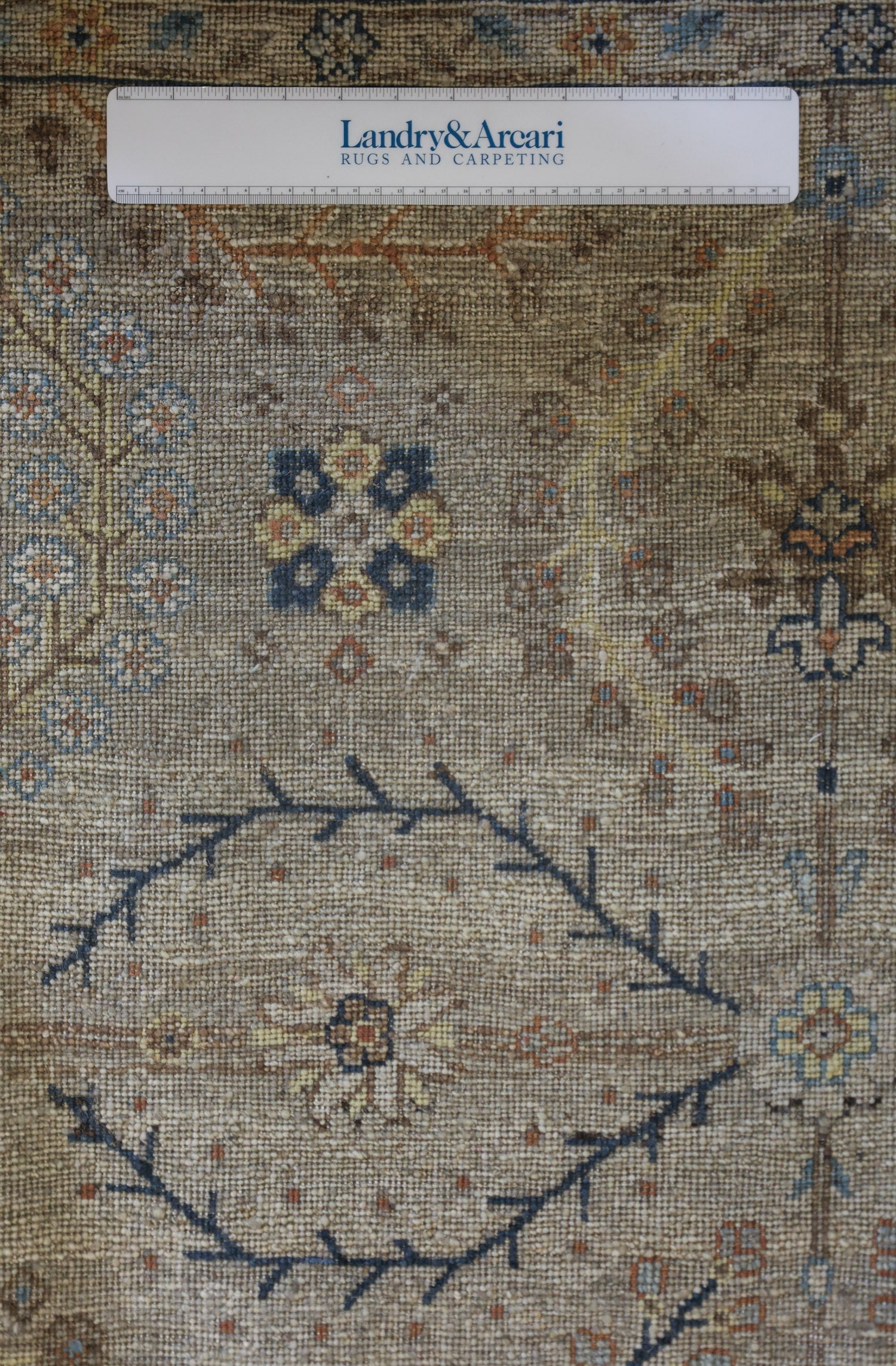 Ferahan Handwoven Transitional Rug, J73823