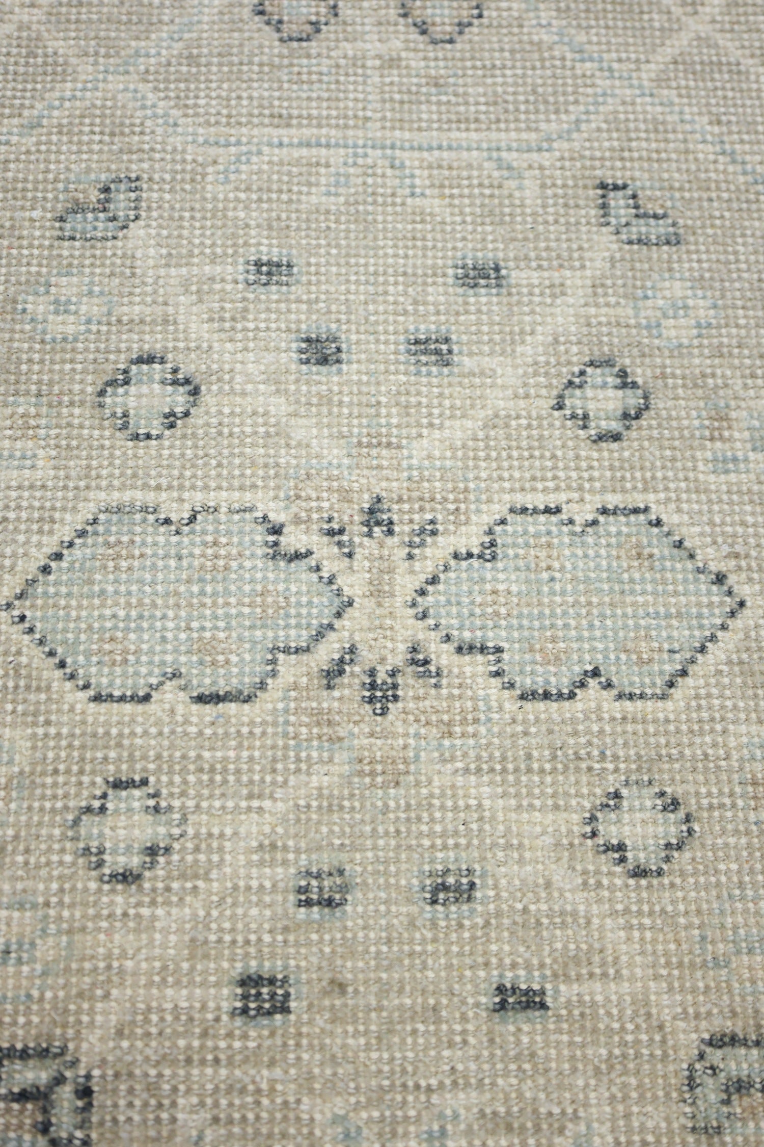 Ferahan Handwoven Transitional Rug, J75695