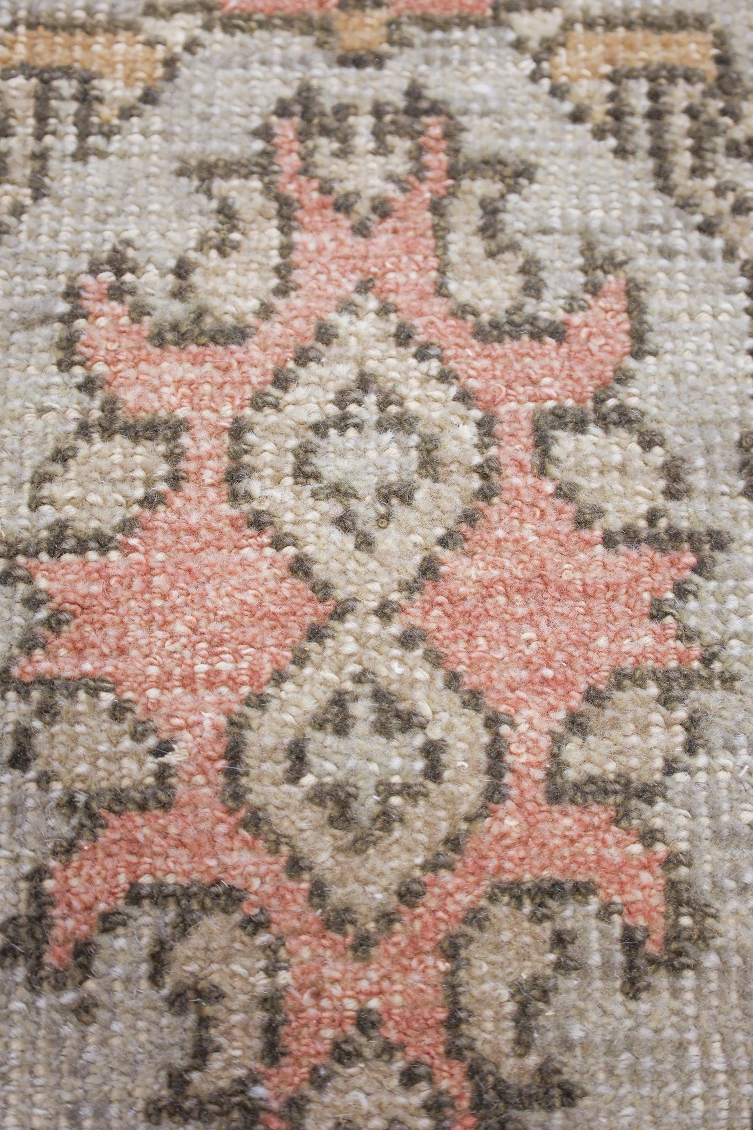 Ferahan Handwoven Transitional Rug, J75743