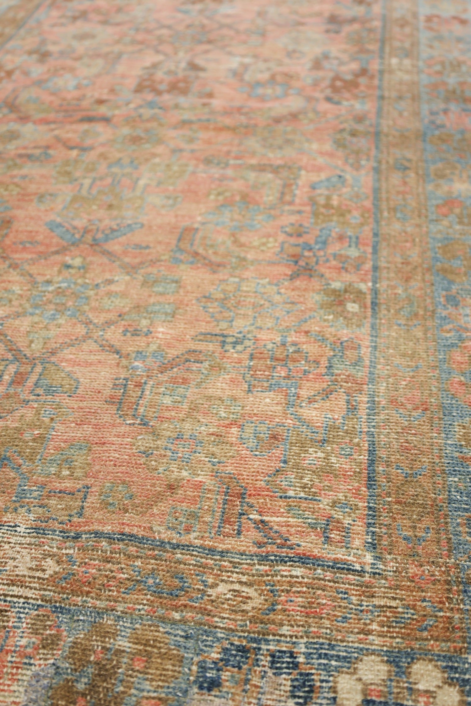 Vintage Hamadan Handwoven Transitional Rug, J73309