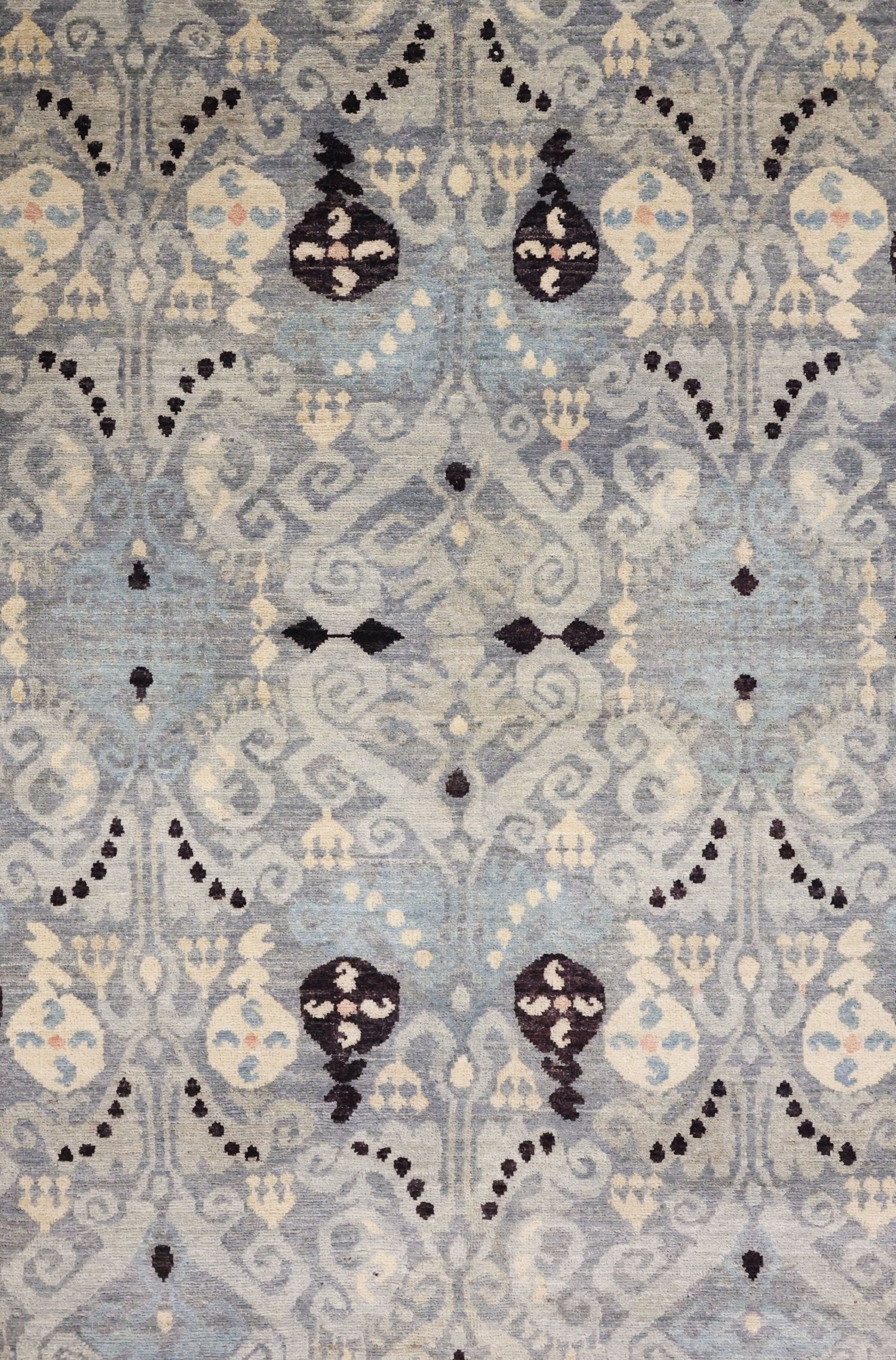 Ikat Handwoven Transitional Rug, J58441