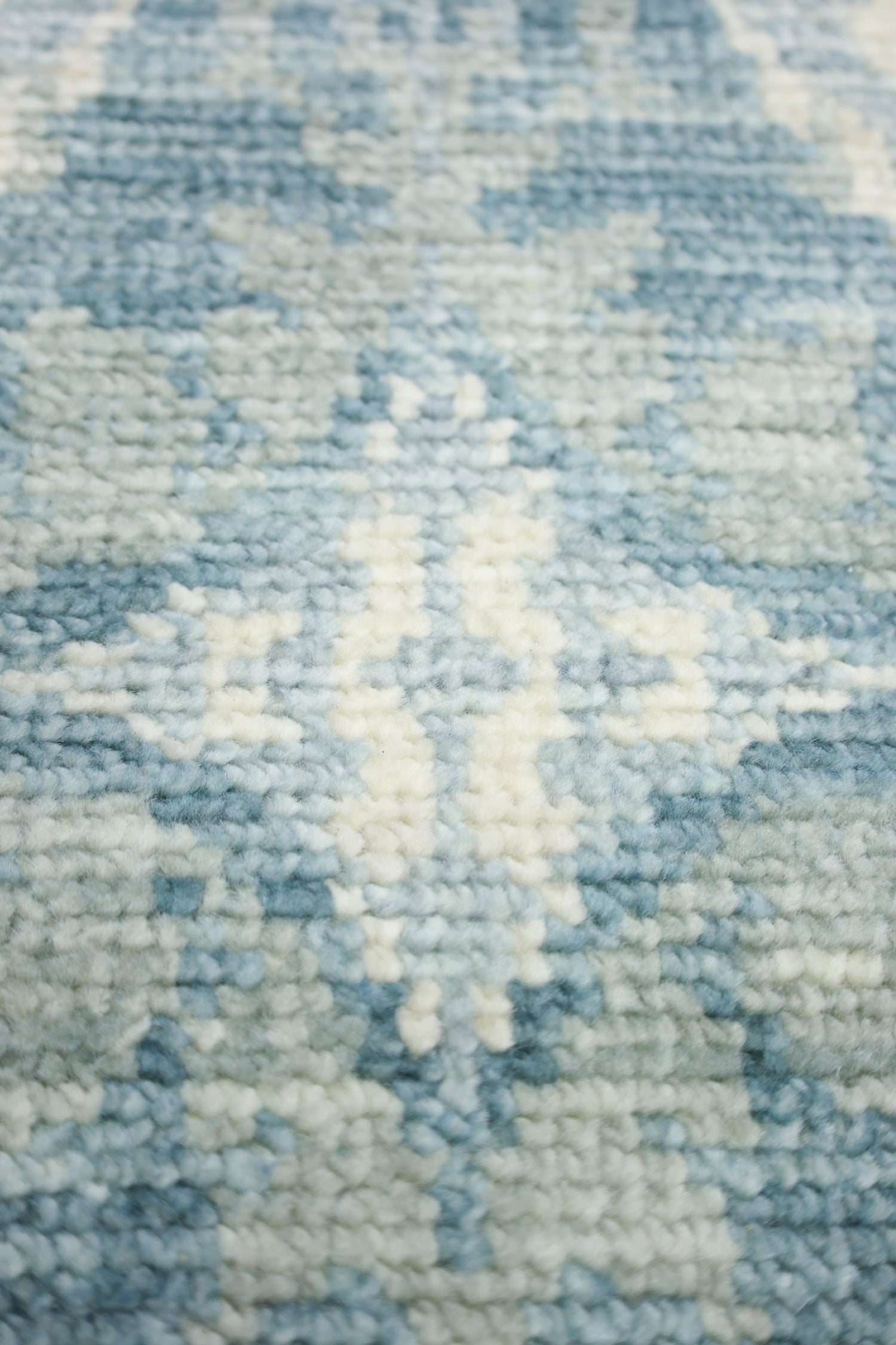 Ikat Handwoven Transitional Rug, J76114