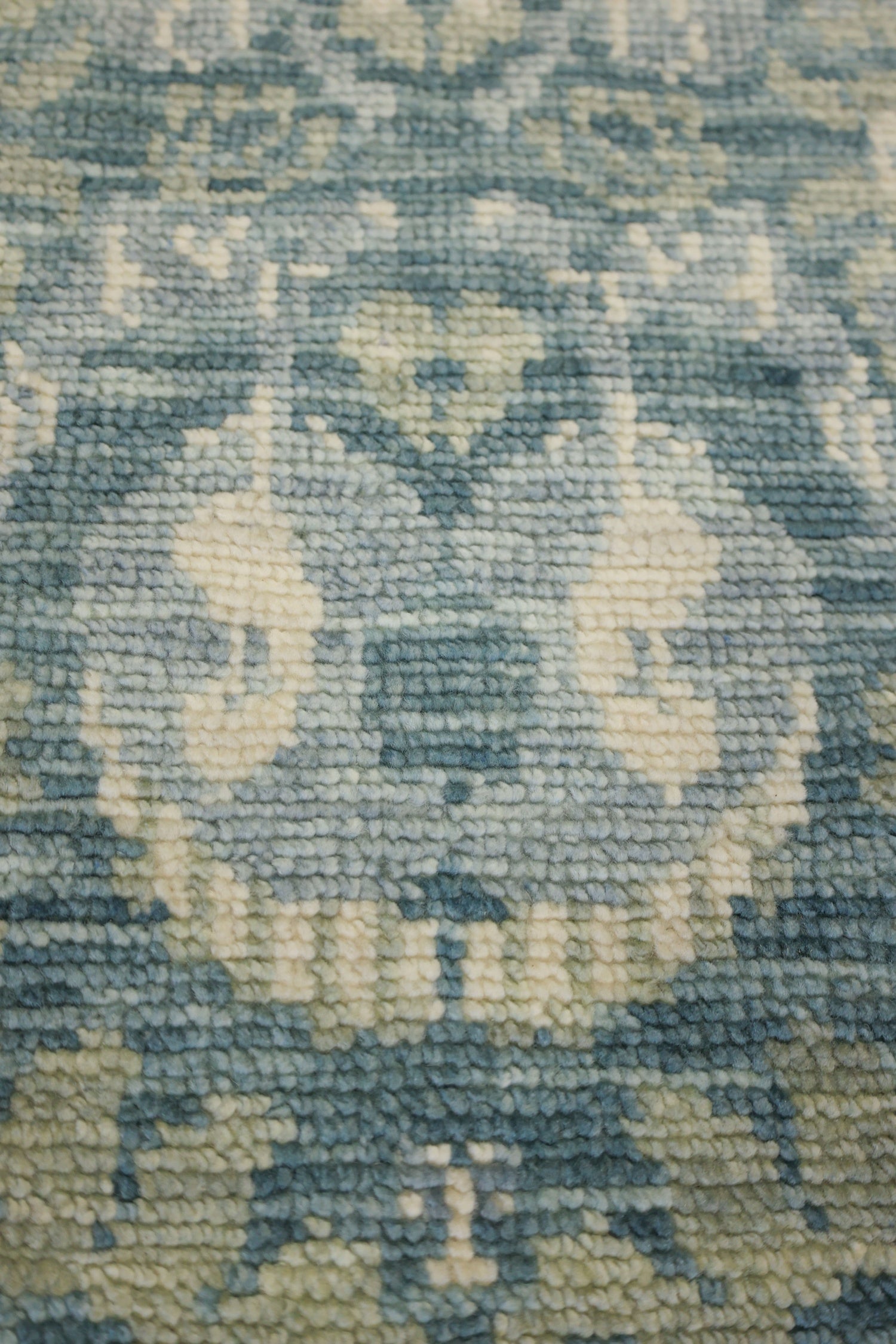 Ikat Handwoven Transitional Rug, J76144