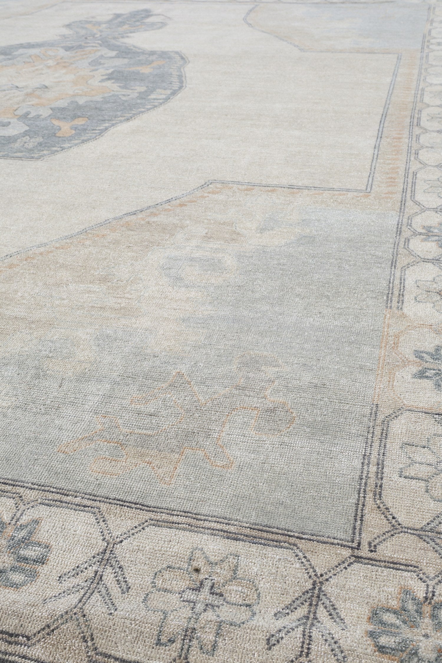 Kars Handwoven Transitional Rug, J75766