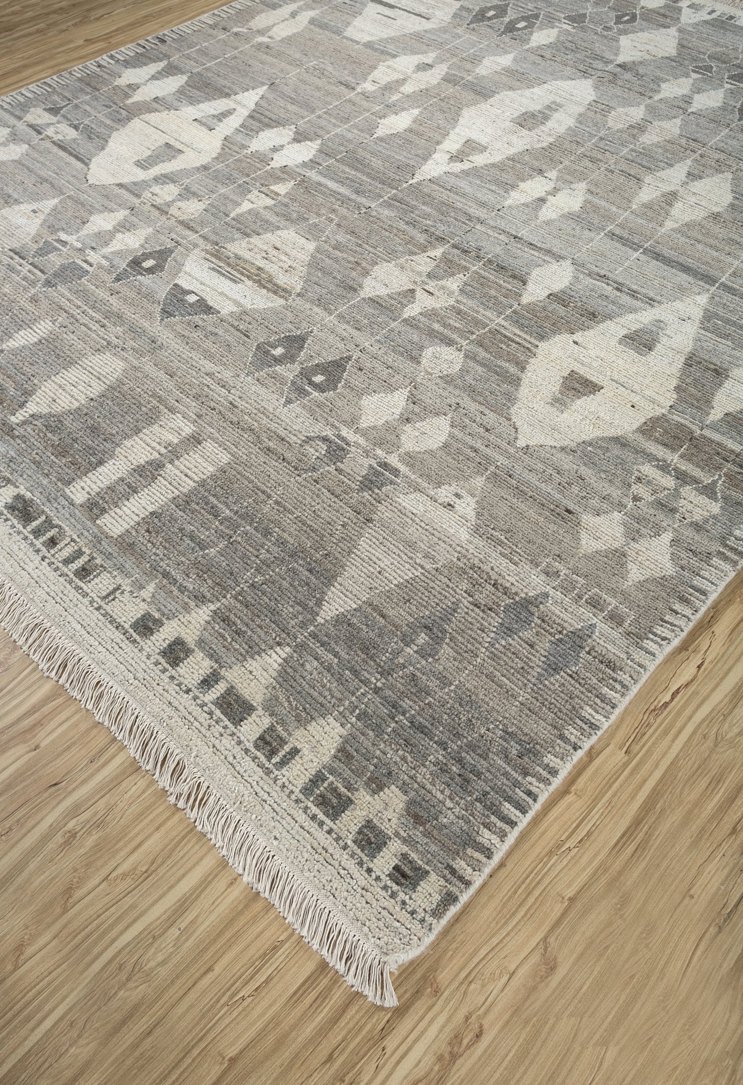 Moroccan Handwoven Transitional Rug, J70193