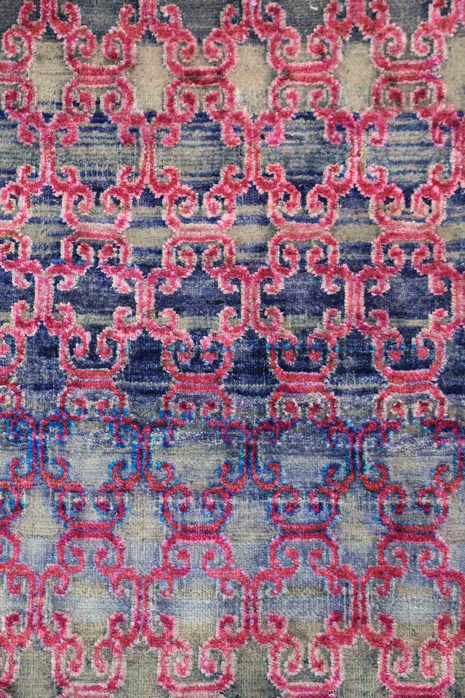 Petite Samarkand Handwoven Transitional Rug, J77140