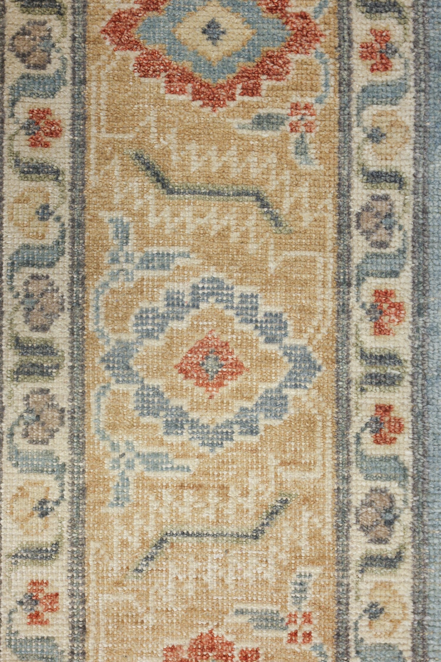 Serapi Handwoven Transitional Rug, J74319