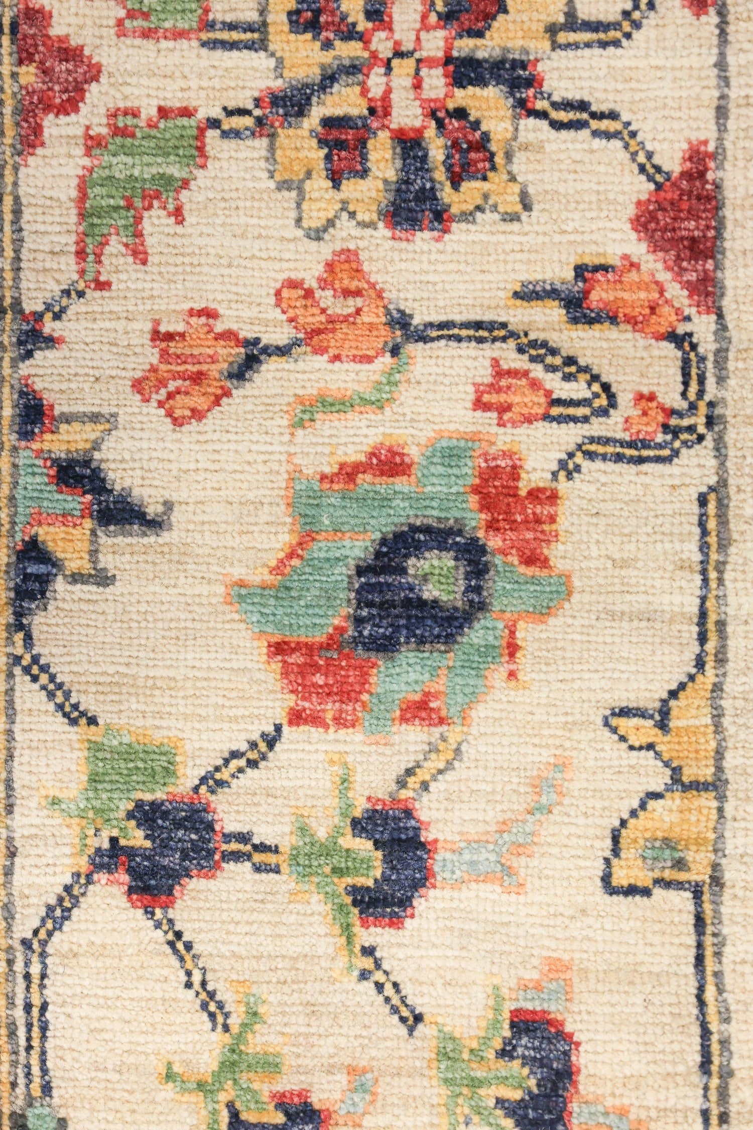 Sickle Leaf Handwoven Transitional Rug, J75005